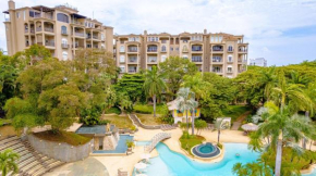 Matapalo 101- 3 Bedroom Poolside Luxury Condo at the Diria Resort